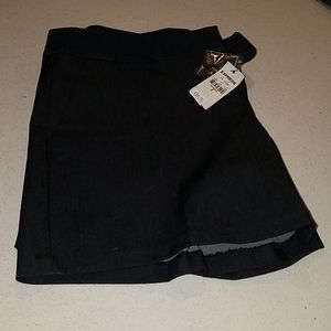 EXPRESS Shorts